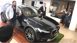 2017 Volvo V90 Cross Country launched in India at Rs 60 lakh