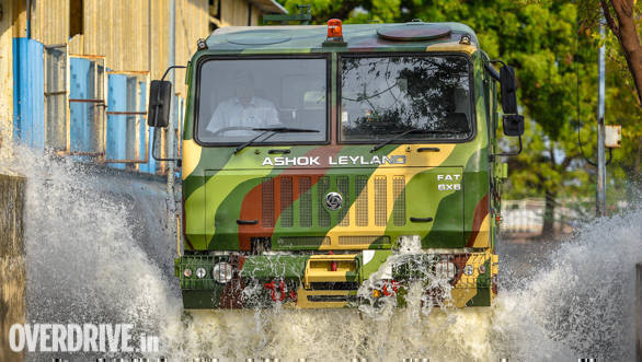 Ashok Leyland FAT 6x6 (1)