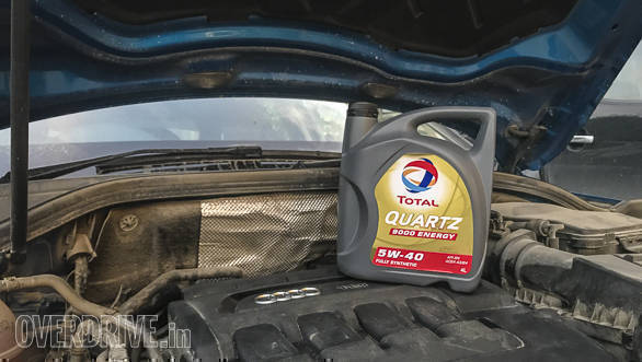 TOTAL QUARTZ Engine Oil: The regions we visited undoubtedly have some of the toughest conditions in the world. And to get there, you need some really good cars. With these Audis, check! But even good cars need good protection, which for us, came from TOTAL QUARTZ 9000 ENERGY 5W-40 car engine oil. Whatever we threw at these cars â