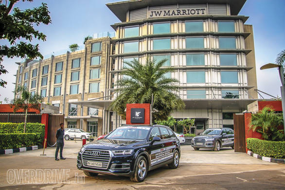 JW Marriott, Chandigarh: What's better than starting and ending an epic expedition like the IQD with some good food, rest and opulent five-star hospitality? Nothing, of course! Our hospitality partner, JW Marriott Chandigarh, had all of that taken care of. The event started on a high note, with participants leaving from Chandigarh in style after a night at the beautiful hotel, and the end of the trip was no different, with everyone finding respite in the luxurious rooms and delicious food.