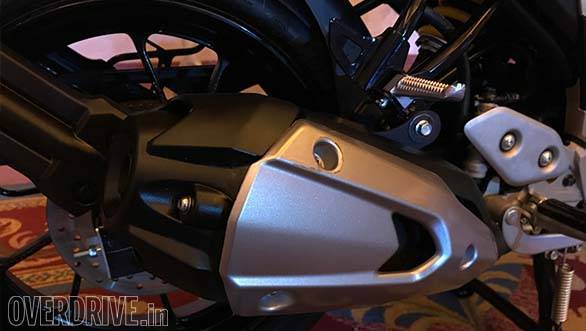 This stubby exhaust looks neat on this 250cc tourer