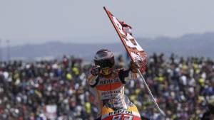MotoGP 2017: Marc Marquez wins Aragon thriller