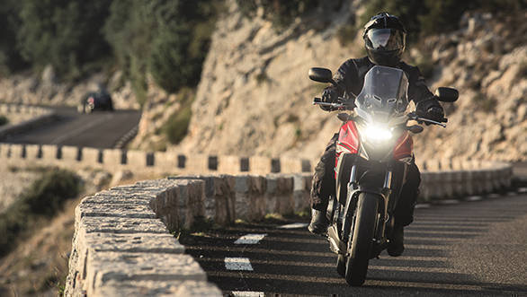 2017 Honda CB500X front action