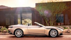 2018 Aston Martin DB 11 Volante image gallery