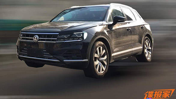 2019 Volkswagen Touareg Is Spotted Nearly Undisguised