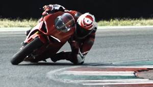 2018 Ducati Panigale V4 details and specifications