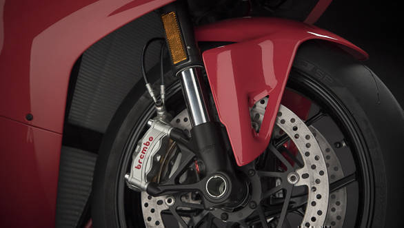 Ducati Panigale V4 suspension studio detail