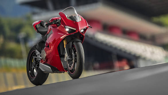 2018 Ducati Panigale V4 S beauty static