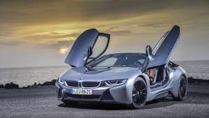 2018 BMW i8 Roadster and Coupe image gallery
