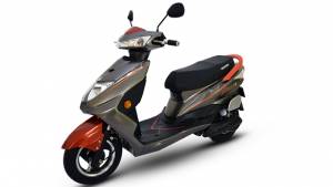Okinawa Ridge+ electric scooter with detachable lithium-ion battery launched in India at Rs 64,988