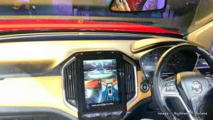 MG Hector SUV interior spied in production guise