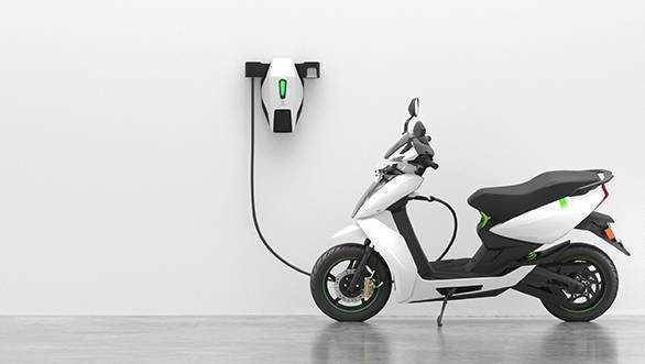 ather 450 charging at home