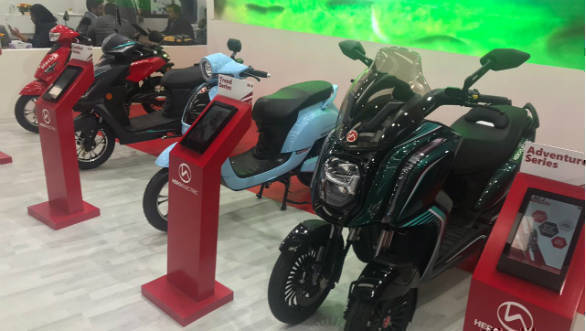 Auto Expo Hero Electric Displays Production Ready Scooters Price Range Upto Rs 3lakh Overdrive