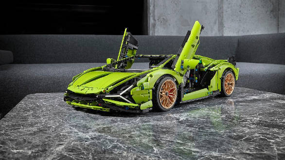 lego lamborghini aventador j