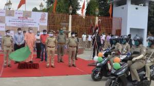 Hero MotoCorp gives 100 scooters to women police officers of Gorakhpur Police Department