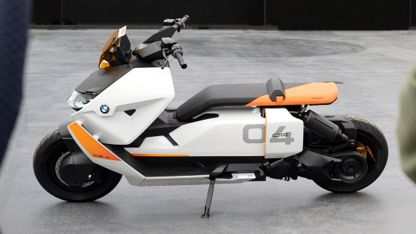  BMW CE, el último modelo de automóvil eléctrico de BMW fue captado realizando una prueba