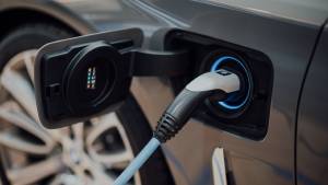 Indian Oil to set up 10,000 EV charging stations in three years