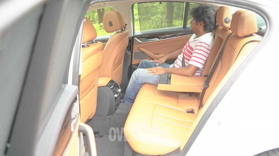 2021 BMW 5 Series facelift interior rear seat