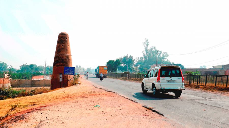 Life on Indian Highways-The Good, the Bad and the Ugly, and the historic Kos Minars