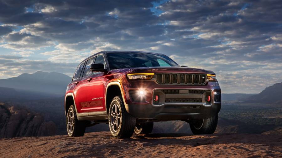 Indiabound new generation Jeep Grand Cherokee revealed internationally