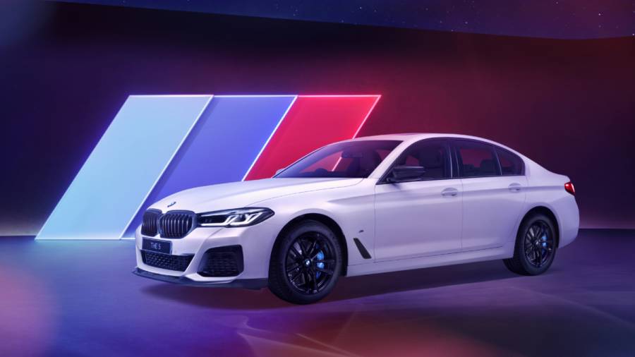 2021 BMW M SPort Carbon Edition exterior front