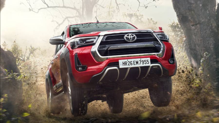 2022 Toyota hilux india spec exterior front