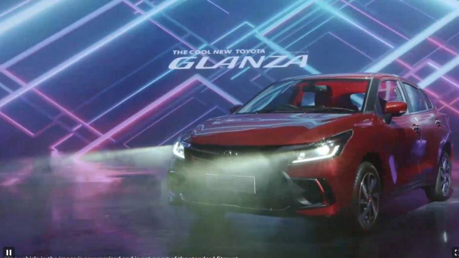 2022 toyota glanza exterior front