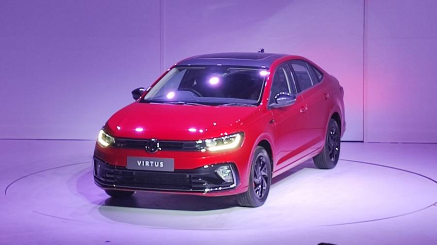 2022 Volkswagen Virtus exterior front