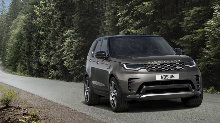 2022 Land Rover Discovery Metropolitan edition exterior front