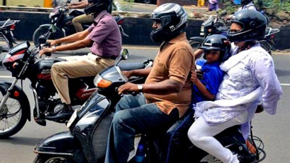 Pillion riders without helmet to be fined Rs 500 as per Mumbai Traffic Police