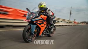 2022 KTM RC 390 - first ride review - a bold new chapter on agility and performance