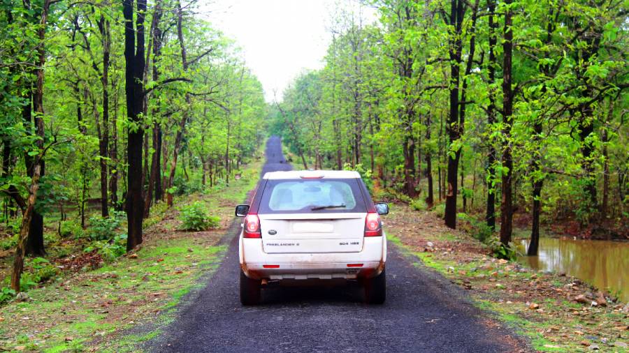 Anand Mahindra Requests Nitin Gadkari for  