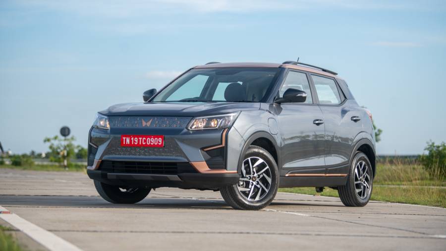 Spec comparison: Mahindra XUV400 Vs Tata Nexon EV Max Vs MG ZS EV -  Overdrive