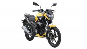 TVS Raider entry-level single-piece seat variant launched; prices start at Rs 93,719