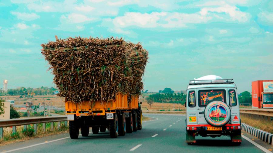 India Must Have a - Ministry of Road Safety