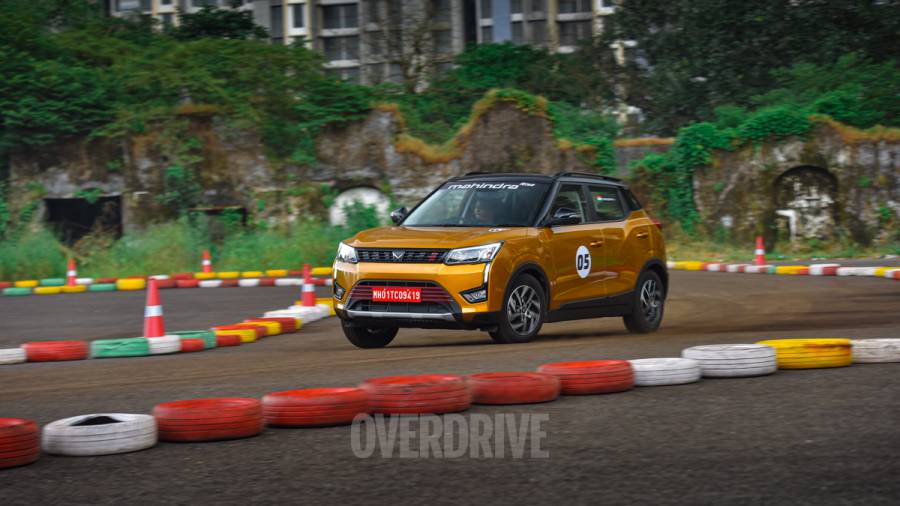 2023 Renault Triber bs7 Drive Review 2