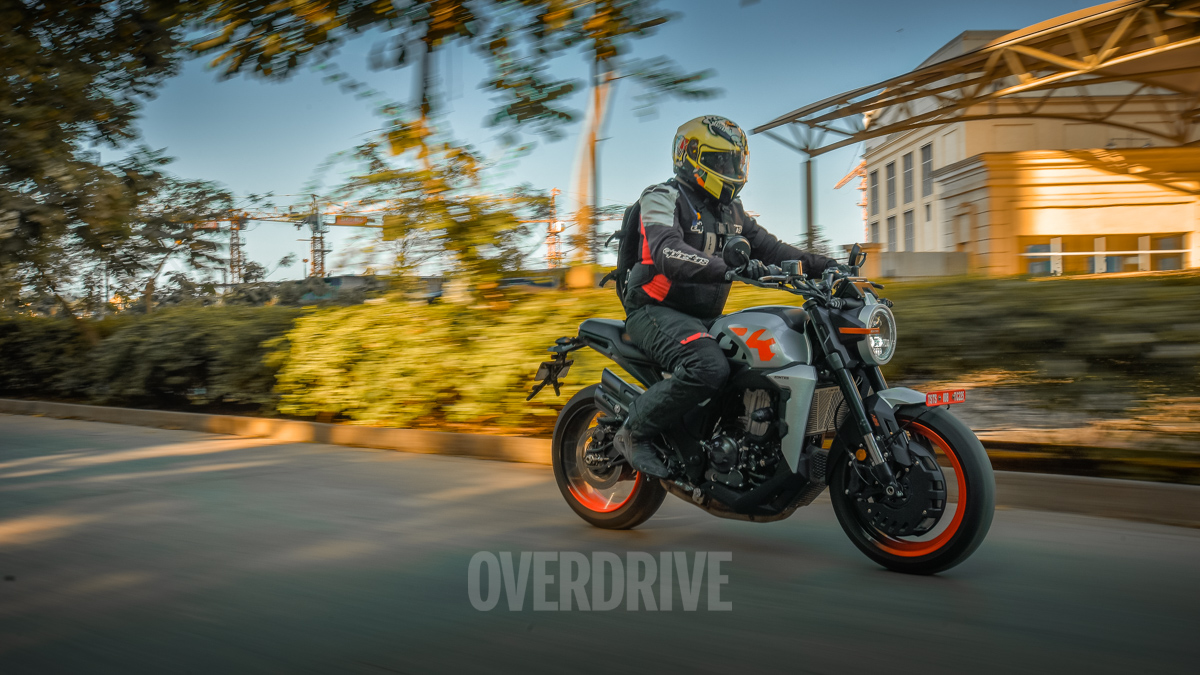 Zontes GK 350 first ride review - Overdrive