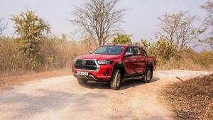 Toyota officially declines news of massive discounts on Hilux