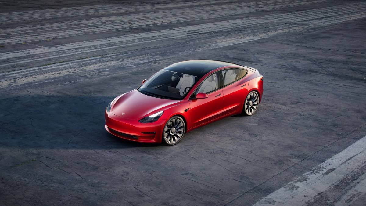 Tesla Model 3 facelift picture leaked on the internet - Overdrive