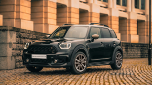 MINI Shadow Edition launched in India, priced at Rs 49 lakh