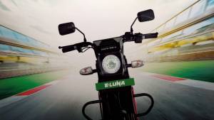 Kinetic Green teases new E-Luna; bookings to open on Republic Day