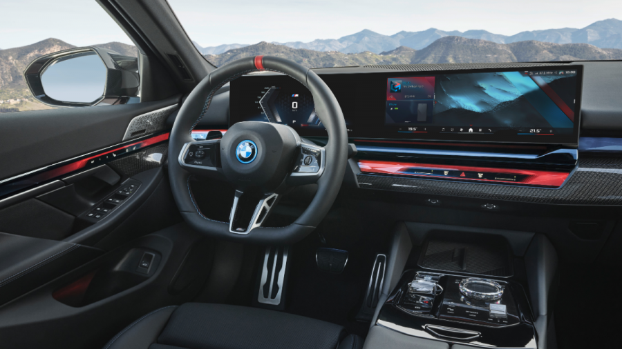 BMW की नई इलेक्ट्रिक कार भारतीय बाजार में लॉन्च, सिंगल चार्ज पर 500 से ज्यादा किलोमीटर.... BMW's new electric car launched in the Indian market, more than 500 kilometers on a single charge....